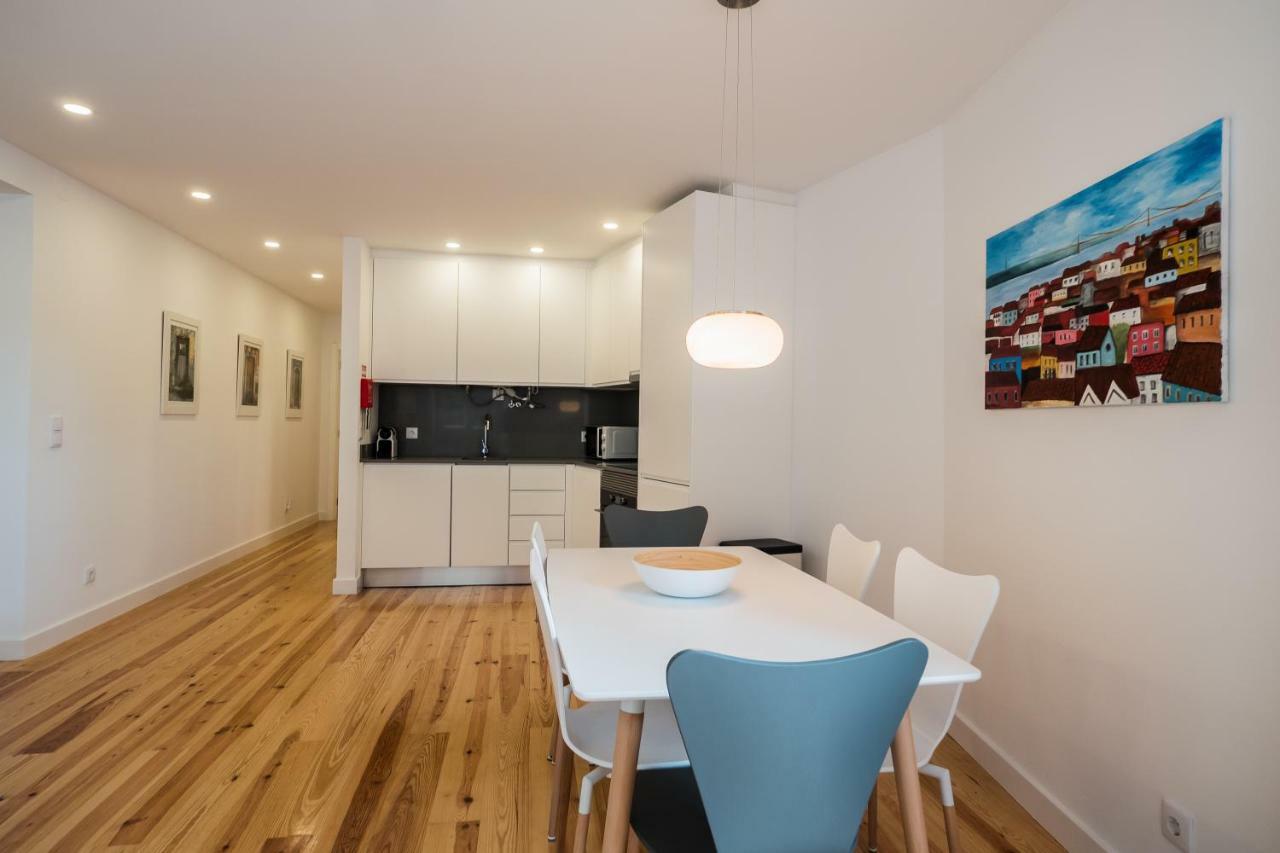 Sunshine House - Exclusive Apartment - Home By The Castle Лиссабон Экстерьер фото